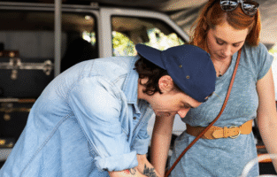 Vide grenier du Club des Supporters du RCBA