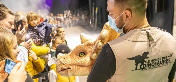 Le Monde des Dinosaures